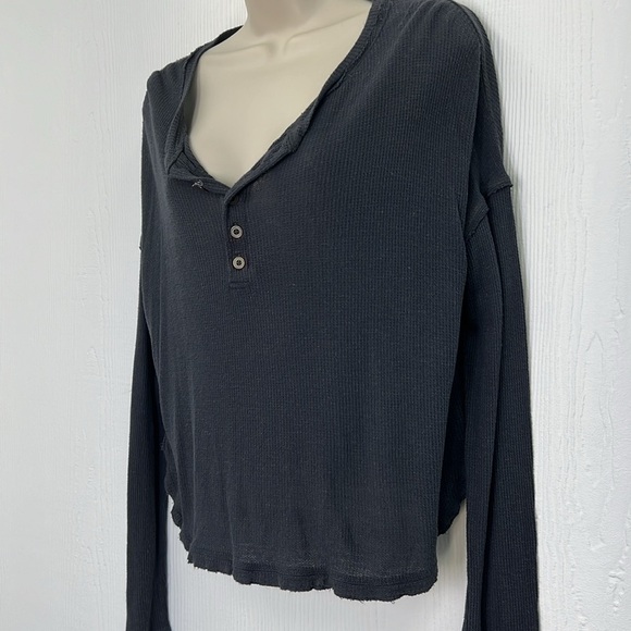 Urban Outfitters - Navy Thermal Half Button Boxy Crop Long Sleeve Top Size Med - Picture 6 of 11